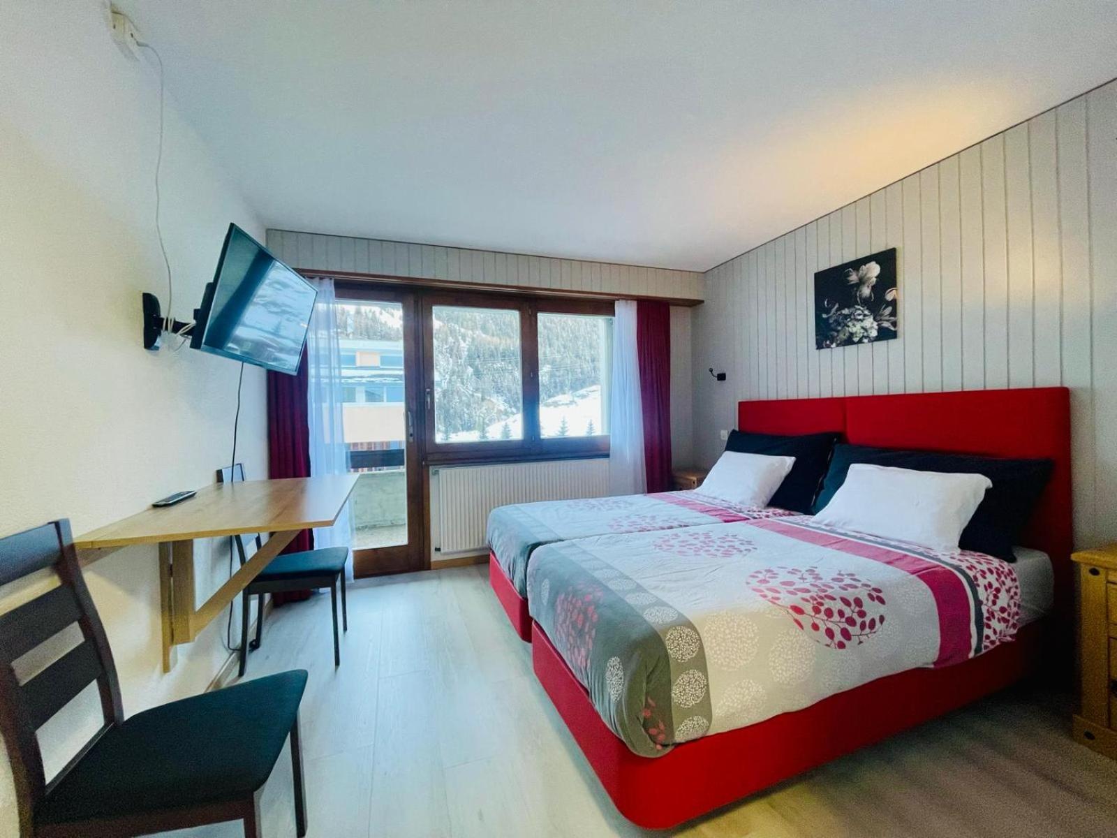 Auberge Des Charmettes Bourg-Saint-Pierre Zewnętrze zdjęcie