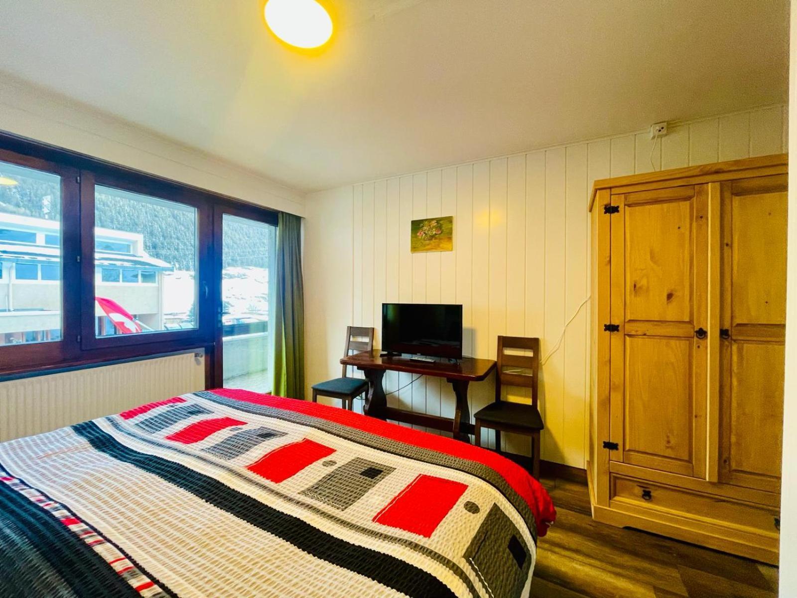 Auberge Des Charmettes Bourg-Saint-Pierre Zewnętrze zdjęcie